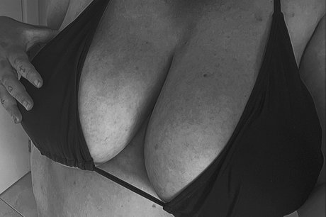 BbwBrattySub HDモデル 写真