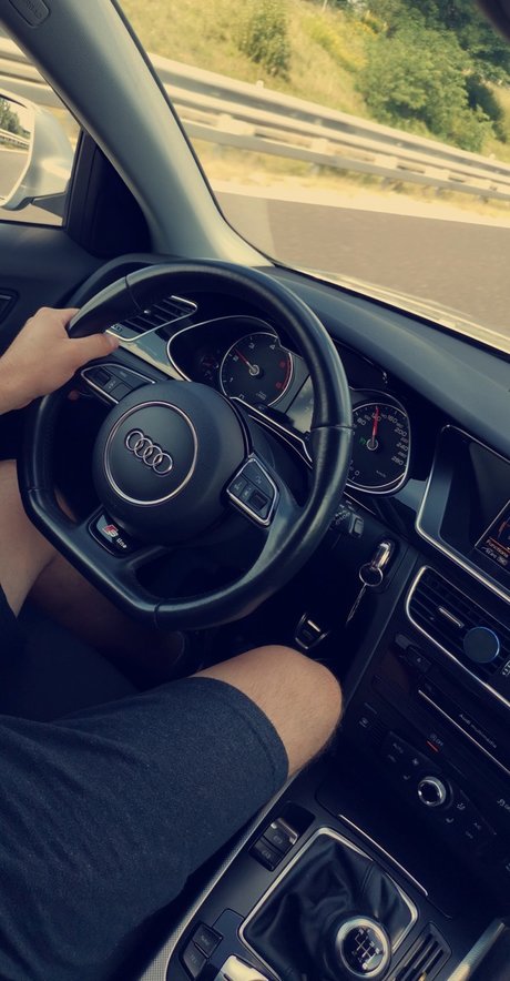 Micholino ヌードモデル ギャラリー