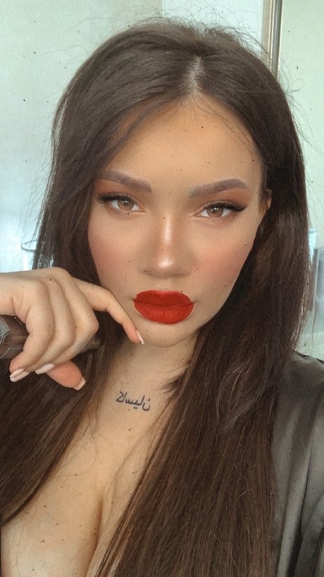 Michelle Casino_ ホット女優 写真