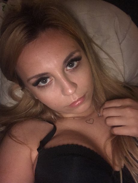 Michaelasummer アートモデル 画像