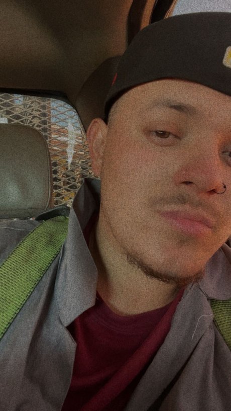 JOEY ORTIZ アートスター 写真