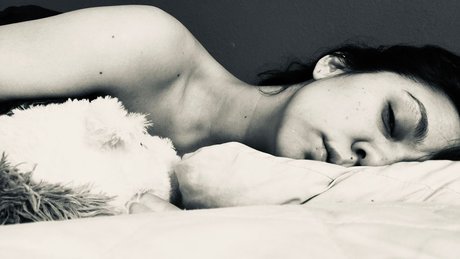 Mercedes Caraveo 可愛い女優 写真