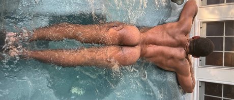 VERSEMUSCLE JOCK ポルノスター xxx アーカイブ