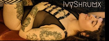 Ivy Shrum 無料女優 写真