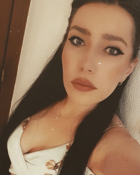 M Ele_ xxx女優 写真