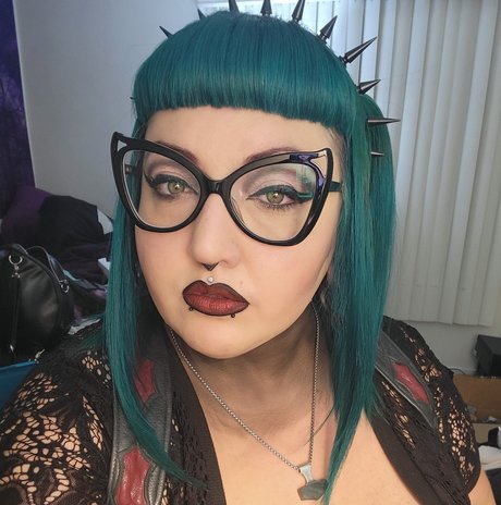 Jessie Hemlock 裸の女優 アーカイブ