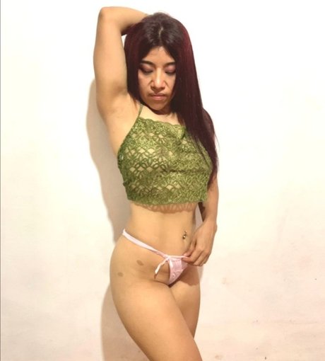 Jess Dakaria セクシーなスター 写真