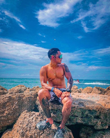 Camilo Holguin ポルノスター 美しい 写真