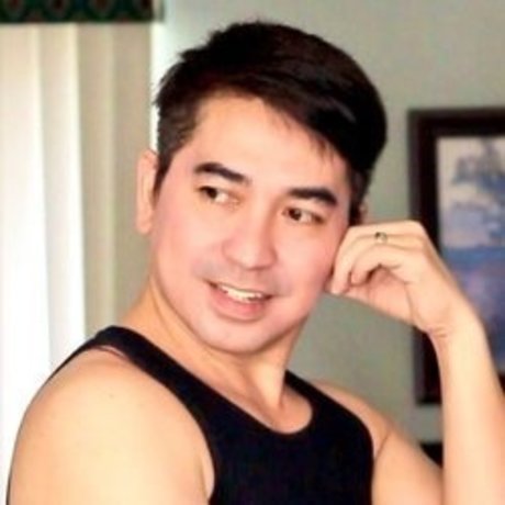 Certified Massage Therapist エロティックモデル 画像