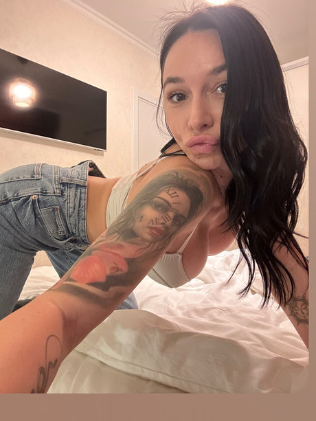 beatrice トップ女優 写真