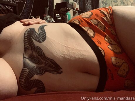 miz mandaaa xxxモデル 写真