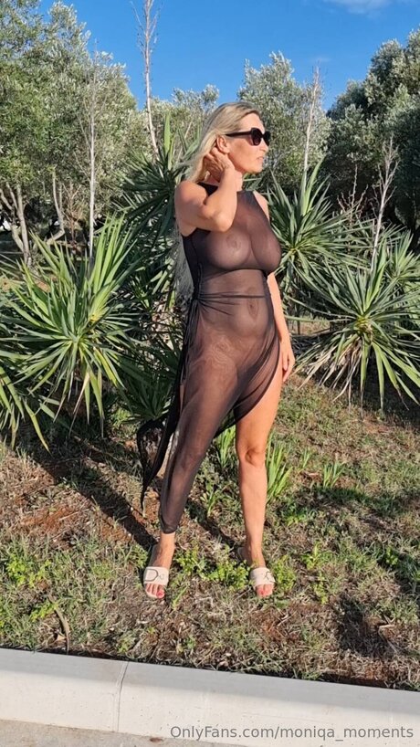 Moniqa 美しい女優 写真