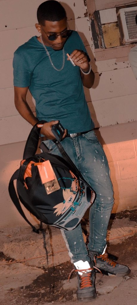 Slim Dunkin セクシーなポルノスター 写真