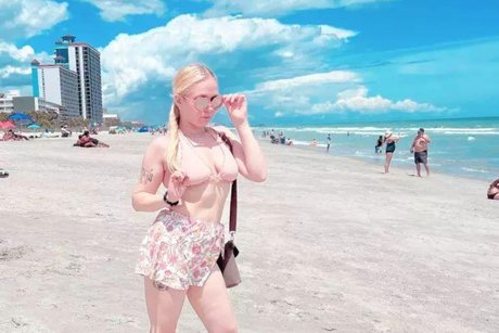 Barbie Quinn 可愛い女優 画像