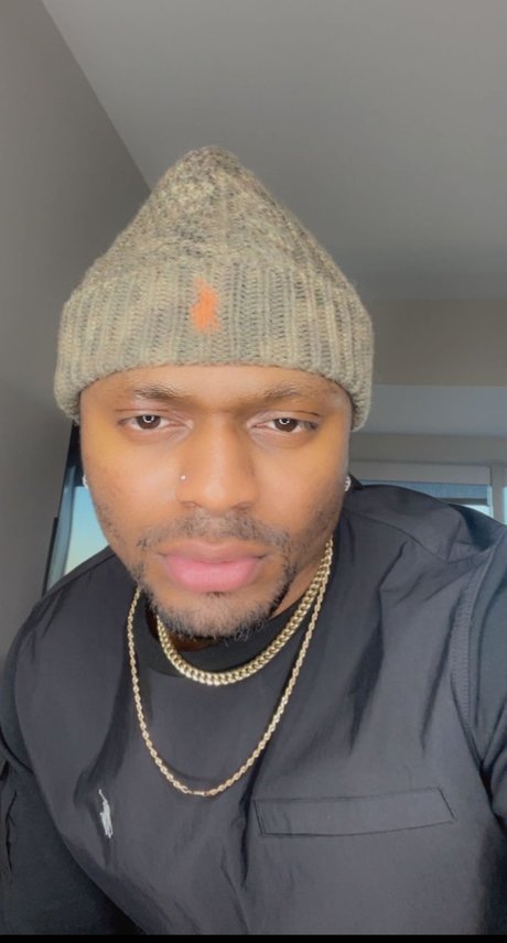 Mr Right Now かわいいポルノスター 画像