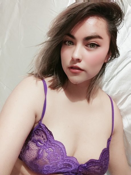 Hairy Anus セックスモデル 画像