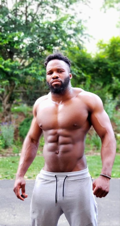 Dream Daddy Tyrone モデル 画像