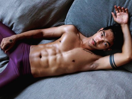 Fooktose アダルトモデル 写真