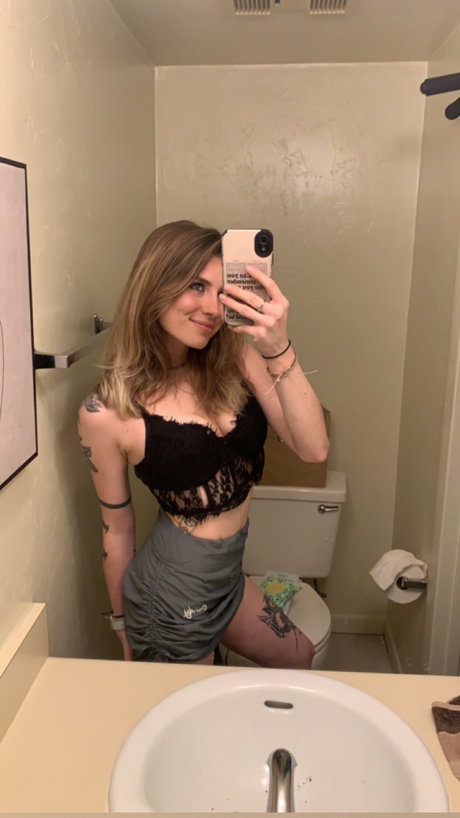 Jenna Kiezer エロティックなスター 写真