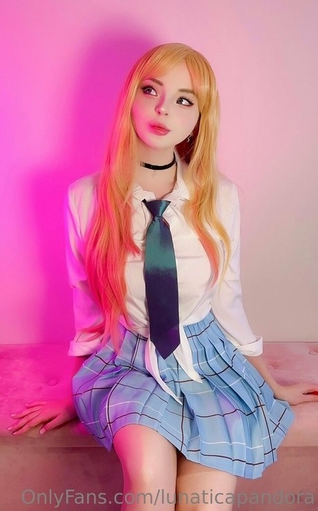 ぽっちゃりブロンドOnlyFans 無料ヌード 画像