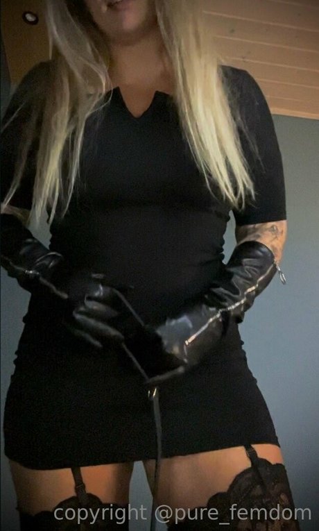 成熟した異人種間OnlyFans 可愛い 画像