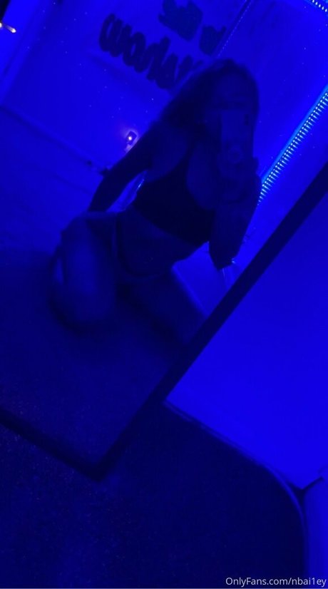 イタリア人熟女OnlyFans ホットxxx 写真