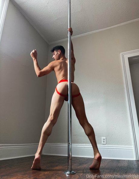 大学のOnlyFans ホットヌード 写真