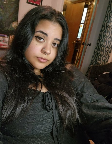 adriivy 高品質のポルノスター 写真