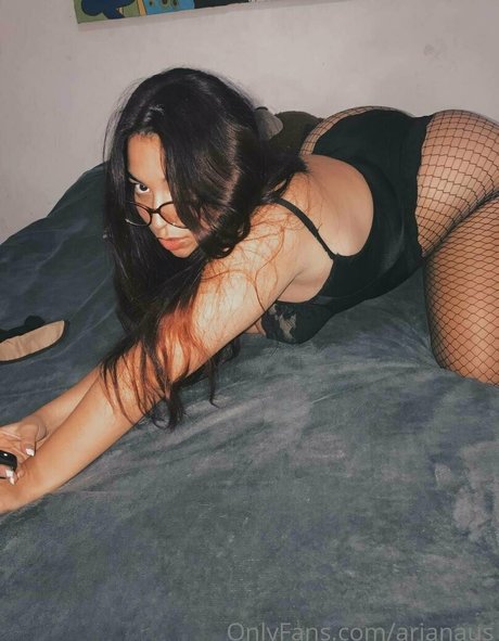 arianaus スター xxx 写真
