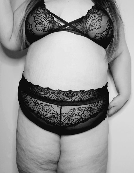 thatgirlbekks 裸モデル 写真