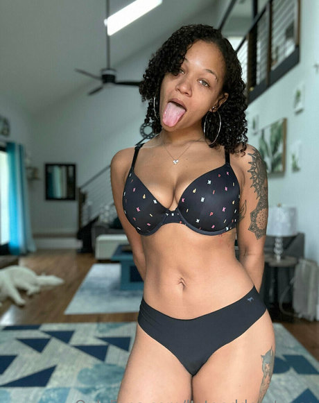 母娘オンリーファン ホットポルノ 画像