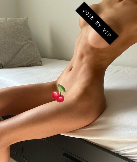 大きな黒い猫OnlyFans 素敵 写真