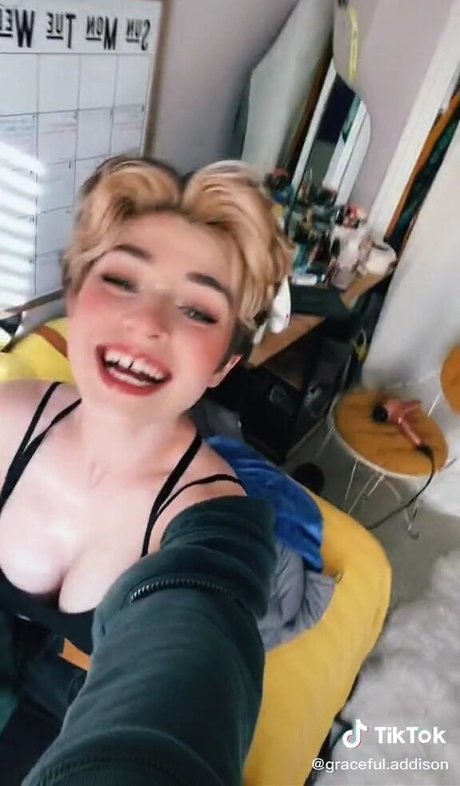 graceful addison ポルノスター 写真