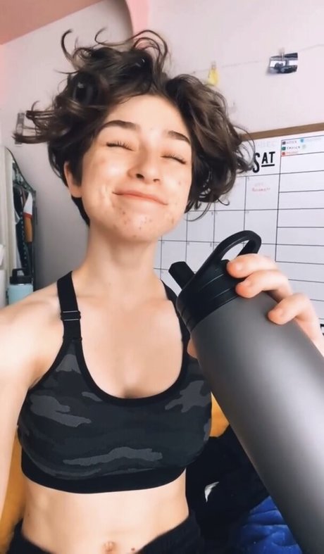 graceful addison 独占スター 写真