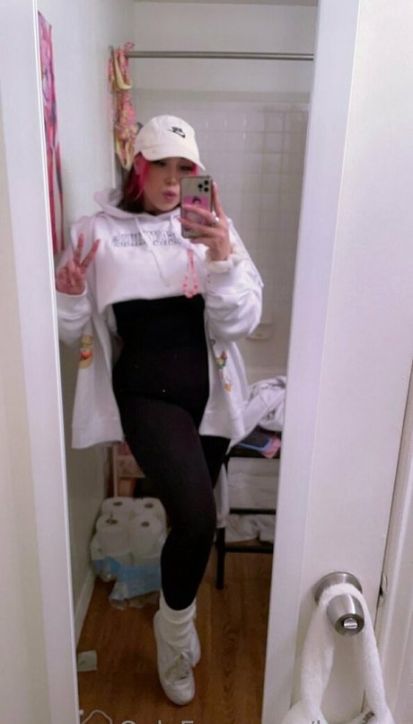 luxfree アートモデル 画像