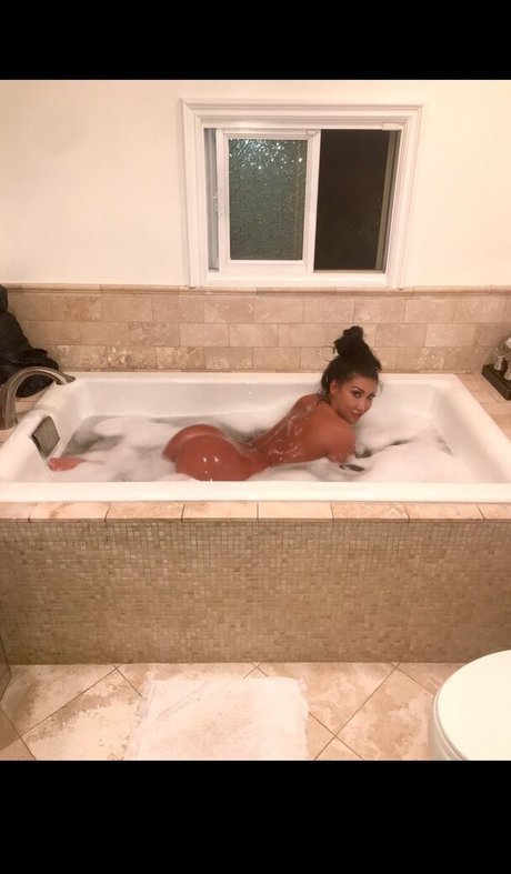 augusttaylorxxx ポルノモデル 写真