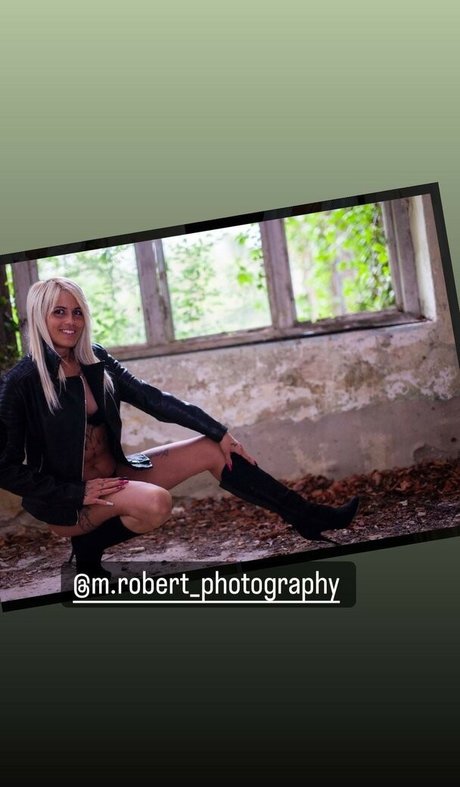 Kaposvari Lanyok ポルノスター 無料 画像