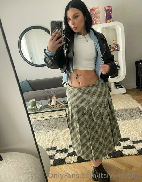 コスプレ プッシー OnlyFans ホットセクシー 画像