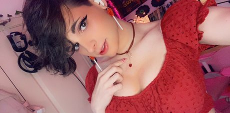 its peachybunnn ポルノスター HD 画像