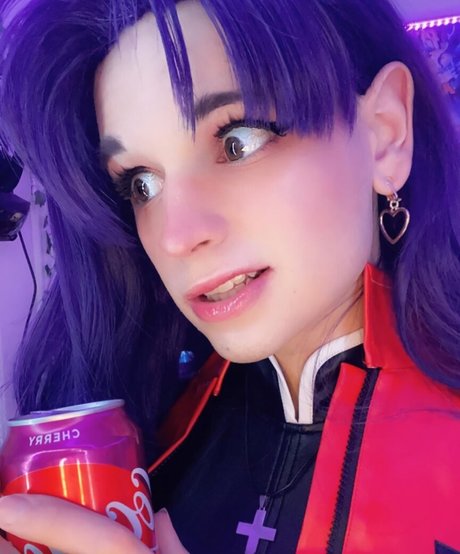 膨らみ OnlyFans ヌード 画像