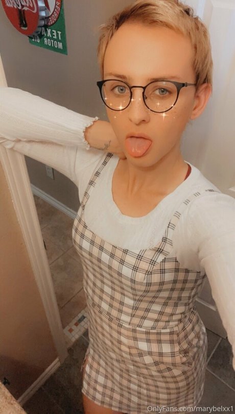 starfruitxx アダルトモデル 写真