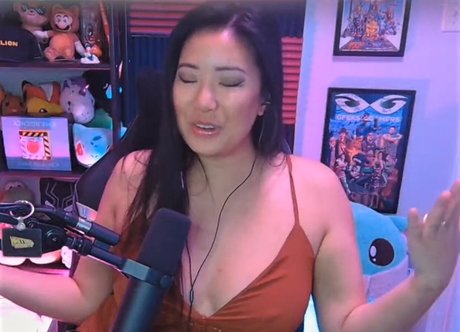 ティーンプッシーOnlyFans 可愛い 画像