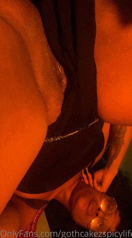 gothcakezspicylife ポルノスター ヌード 画像