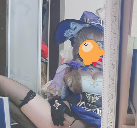 Nimai1 スター ヌード 写真