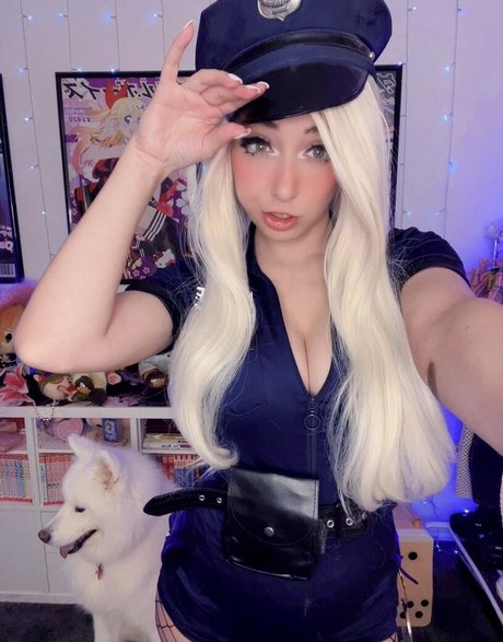 痩せた金髪の熟女OnlyFans ホットポルノ 写真