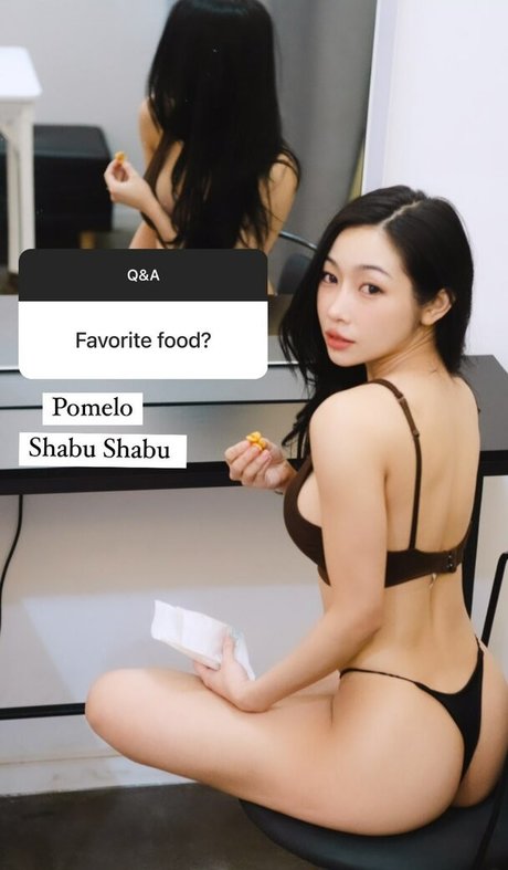 minnie x ホット女優 写真