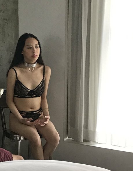 Pawg OnlyFans ヌード 画像