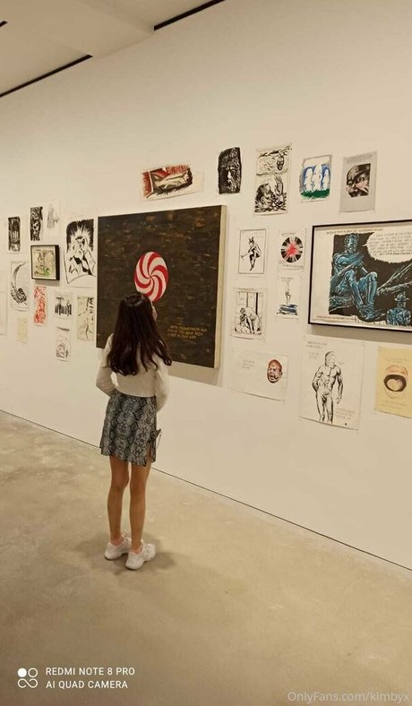 ティーングラスオンリーファン セクシー裸 写真