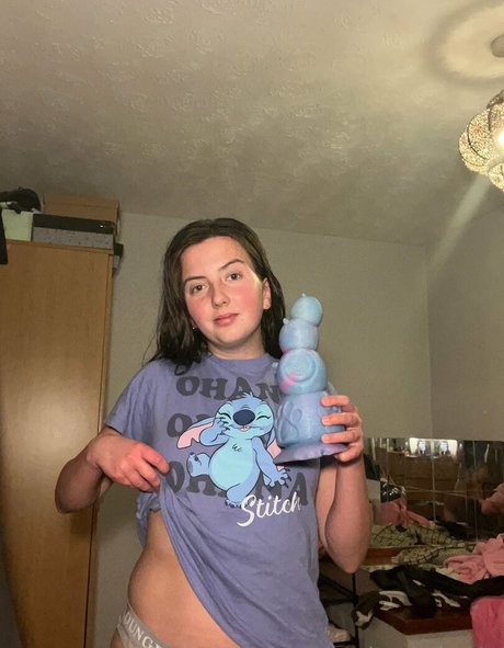 leahshorty アダルトスター 画像