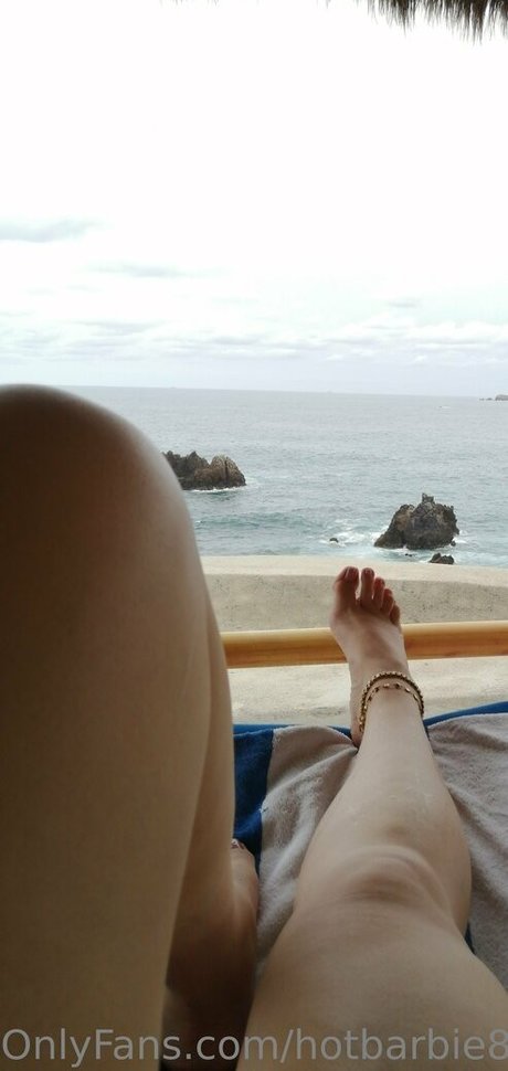 hotbarbie83 裸のポルノスター 写真